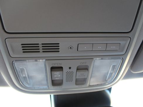 Used 2015 Honda Odyssey EX-L image 27