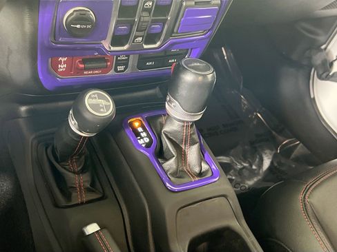 Used 2023 Jeep Gladiator Rubicon w/ LED Lighting Group image 17