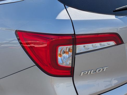 Used 2022 Honda Pilot Special Edition image 13