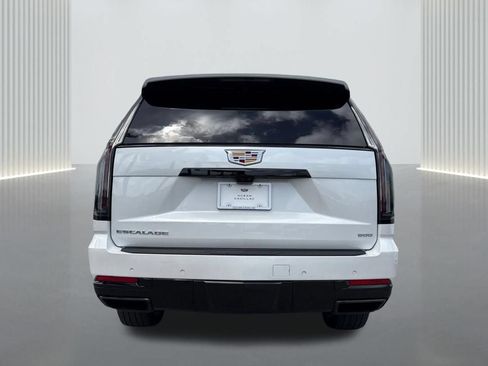 Certified 2025 Cadillac Escalade ESV Sport Platinum AWD/4WD image 7