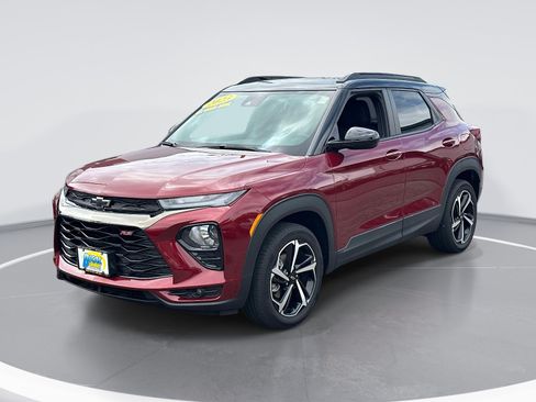 Used 2023 Chevrolet TrailBlazer RS w/ Convenience Package AWD/4WD image 3
