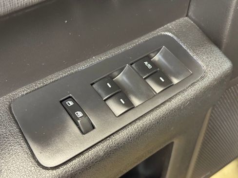 Used 2019 Ford Flex SE FWD image 11