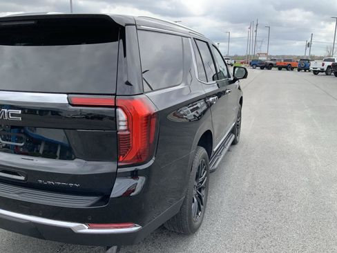 Used 2025 GMC Yukon Elevation w/ Elevation Premium Package image 17
