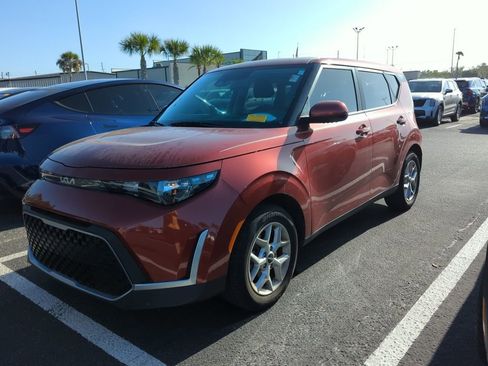 Certified 2023 Kia Soul LX w/ Option Group 015 image 4