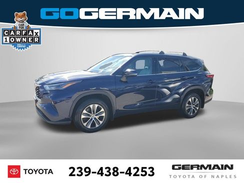 Used 2022 Toyota Highlander XLE AWD/4WD image 13