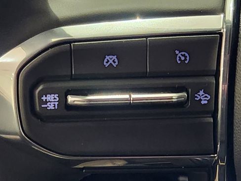 New 2026 GMC Canyon Denali image 19