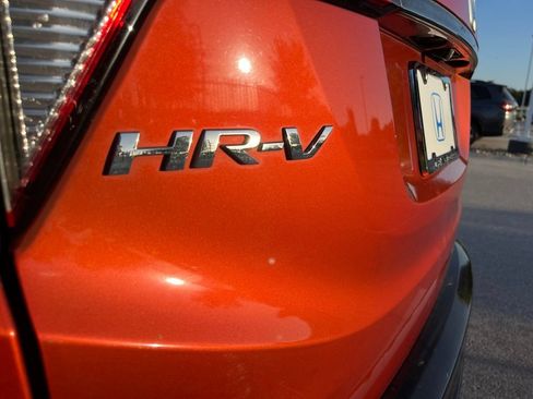 Used 2020 Honda HR-V Sport image 7