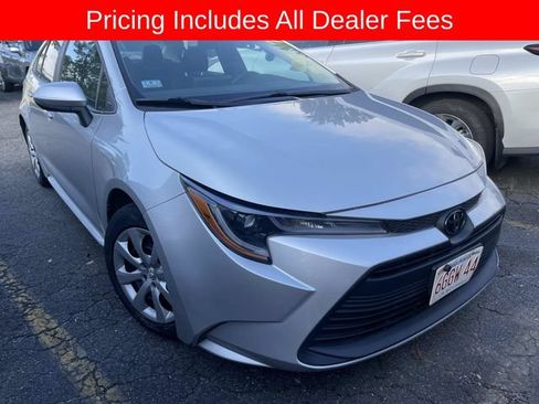 Used 2024 Toyota Corolla LE FWD image 12