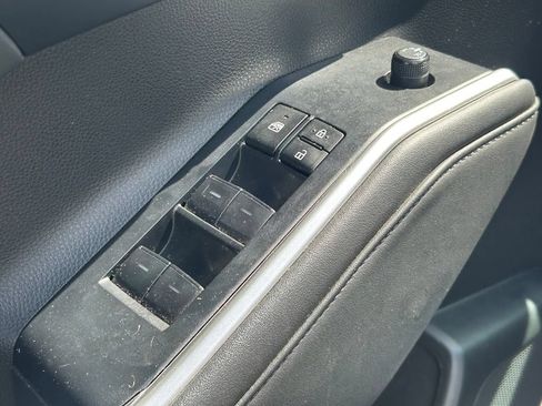 Used 2022 Toyota Highlander XSE FWD image 26