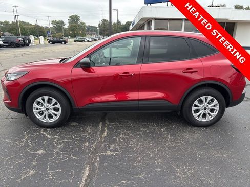 Used 2025 Ford Escape Active w/ Cold Weather Package image 2