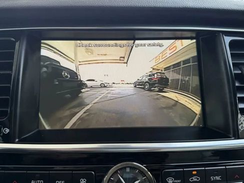 Used 2015 Kia K900 Luxury RWD image 33