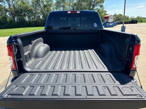 Used 2024 RAM 1500 Big Horn AWD/4WD image 8