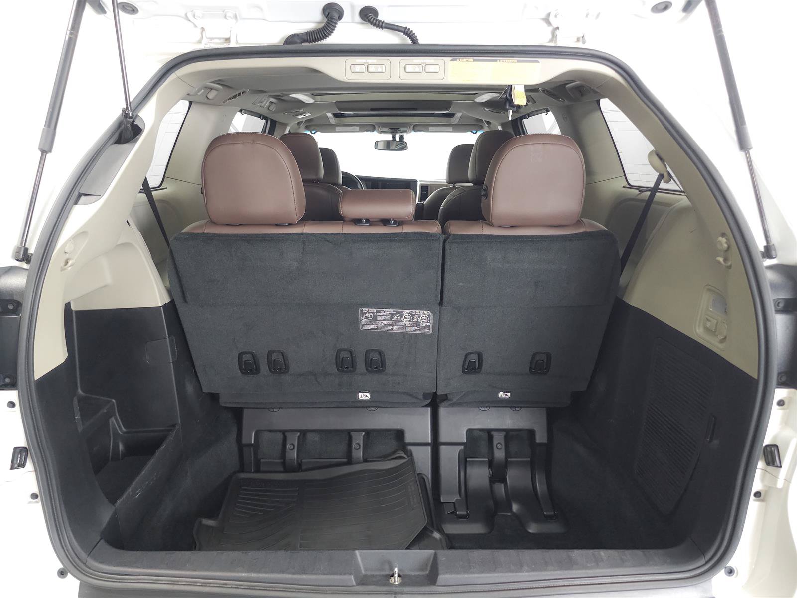Used 2017 Toyota Sienna Limited Premium w/ Advanced Technology Package FWD image 14