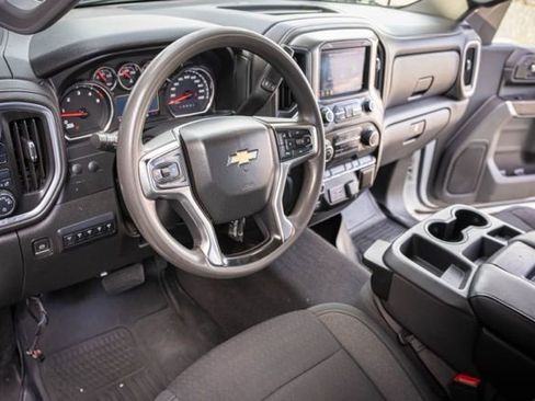 Used 2020 Chevrolet Silverado 3500 LT AWD/4WD image 12