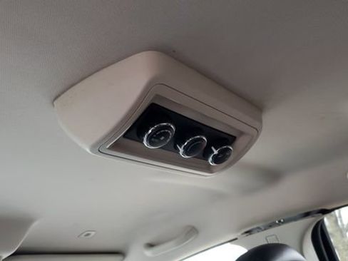 Used 2019 Dodge Journey GT image 24