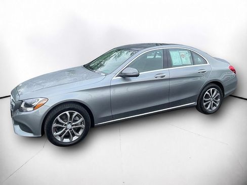 Used 2016 Mercedes-Benz C 300 4MATIC Sedan image 2