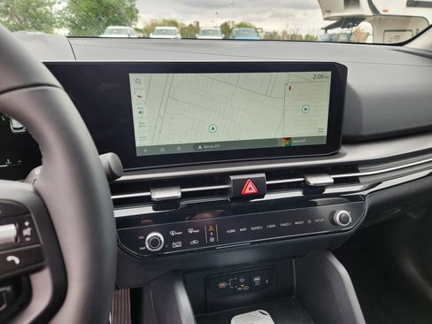 New 2026 Kia Sportage SX AWD/4WD image 17
