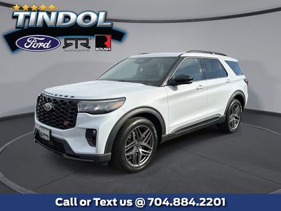 New 2026 Ford Explorer ST w/ Sun And Sound Package