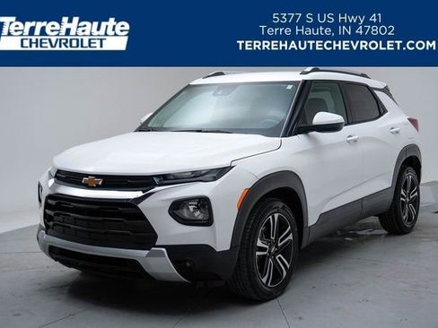 Used 2023 Chevrolet TrailBlazer LT image 1