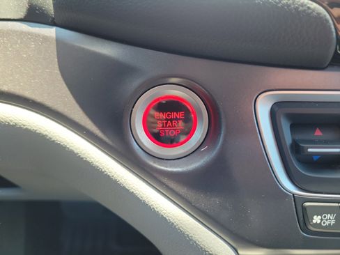 Used 2016 Honda Pilot EX image 30