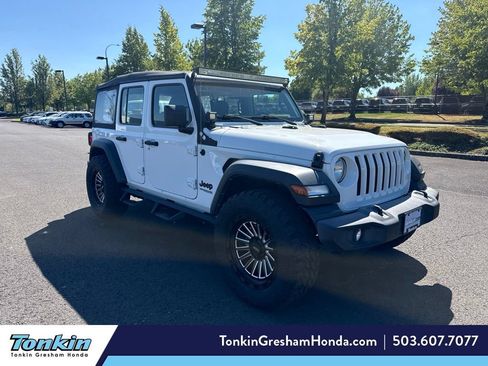 Used 2022 Jeep Wrangler Unlimited Sport AWD/4WD image 1