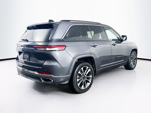 Used 2022 Jeep Grand Cherokee Overland w/ Luxury Tech Group IV image 9