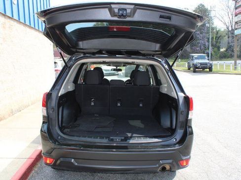 Used 2022 Subaru Forester Premium AWD/4WD image 12
