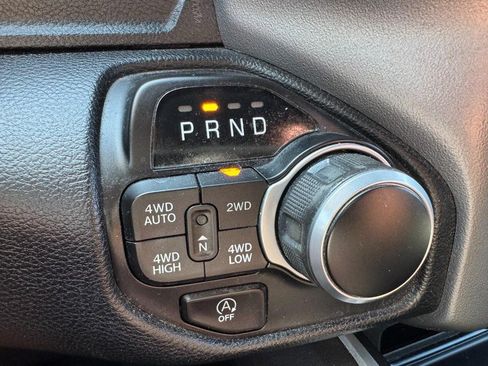 Used 2022 RAM 1500 Big Horn AWD/4WD image 21