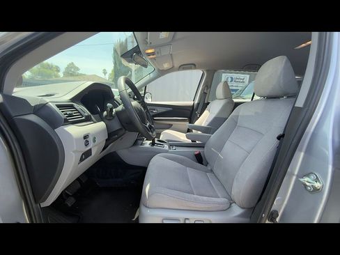 Used 2020 Honda Pilot EX image 7
