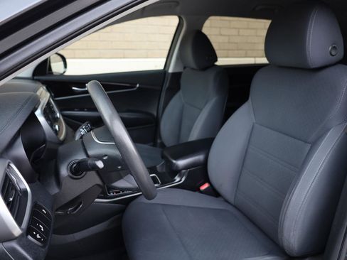 Used 2019 Kia Sorento FWD image 15
