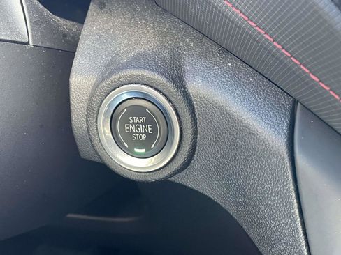 Certified 2021 Chevrolet TrailBlazer RS w/ Technology Package image 5