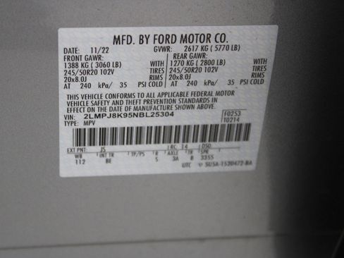 Used 2022 Lincoln Nautilus Reserve image 43