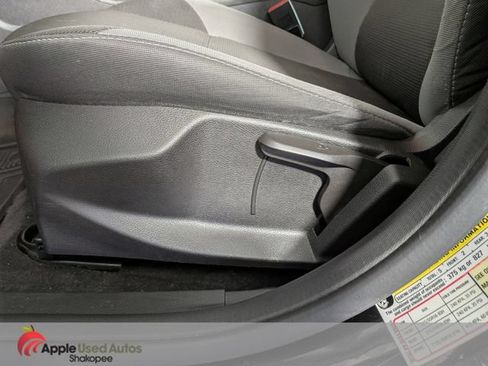 Used 2014 Ford Focus SE w/ SE Winter Package FWD image 13