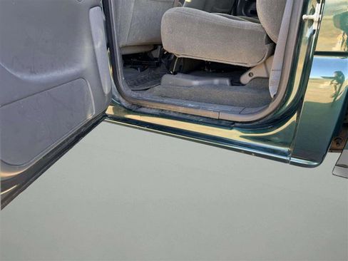 Used 2007 Chevrolet Silverado 1500 LS image 33