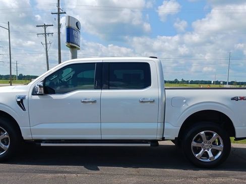 Used 2022 Ford F150 Lariat w/ Equipment Group 502A High AWD/4WD image 11