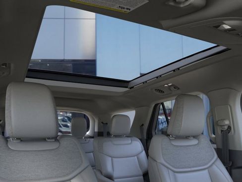 New 2026 Ford Explorer Active image 22