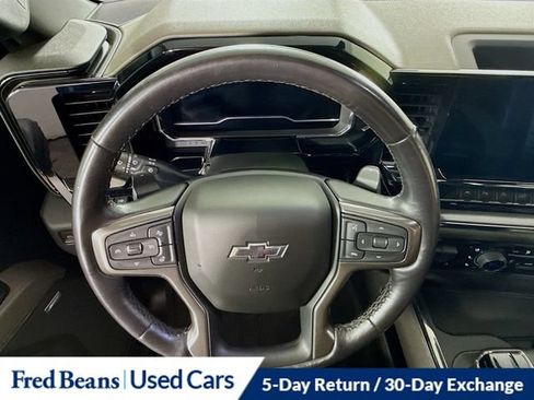 Used 2022 Chevrolet Silverado 1500 ZR2 w/ Technology Package AWD/4WD image 17