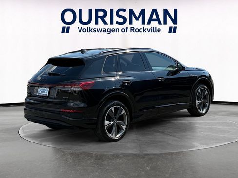 Used 2023 Audi Q4 e-tron Premium Plus w/ Premium Plus AWD/4WD image 6