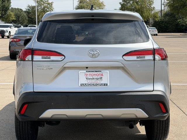 Used 2022 Toyota Corolla Cross L FWD image 5