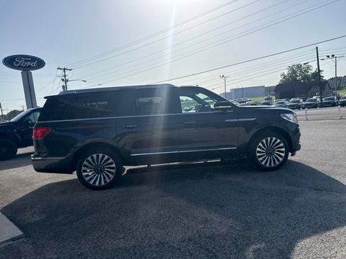 Used 2021 Lincoln Navigator L Reserve w/ Luxury Package AWD/4WD image 16