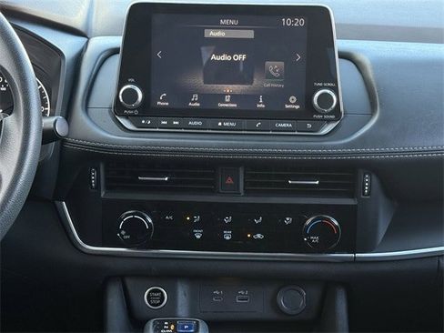 Used 2021 Nissan Rogue S image 15