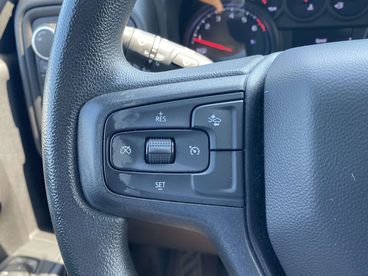 Used 2023 Chevrolet Silverado 1500 Custom Trail Boss AWD/4WD image 19