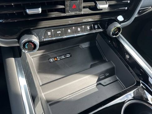 New 2025 Chevrolet Tahoe Premier image 28