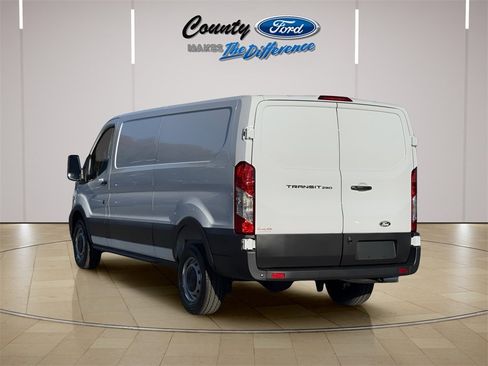 New 2026 Ford Transit 250 Low Roof image 21