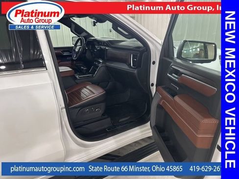 Used 2024 GMC Sierra 1500 Denali Ultimate AWD/4WD image 32