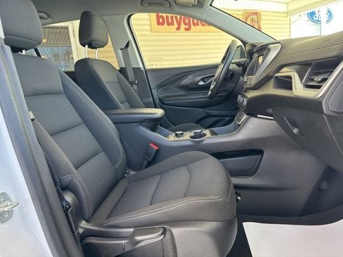 Used 2023 GMC Terrain SLE w/ Driver Convenience Package image 25