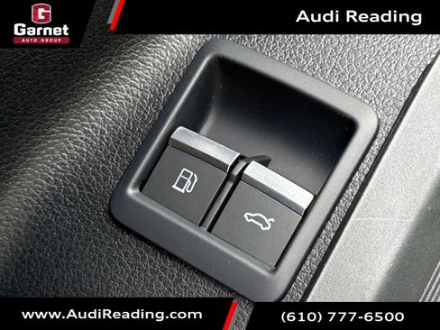 Certified 2025 Audi Q5 e Premium Plus image 29