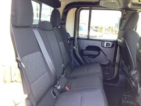 New 2026 Jeep Gladiator Mojave AWD/4WD image 36