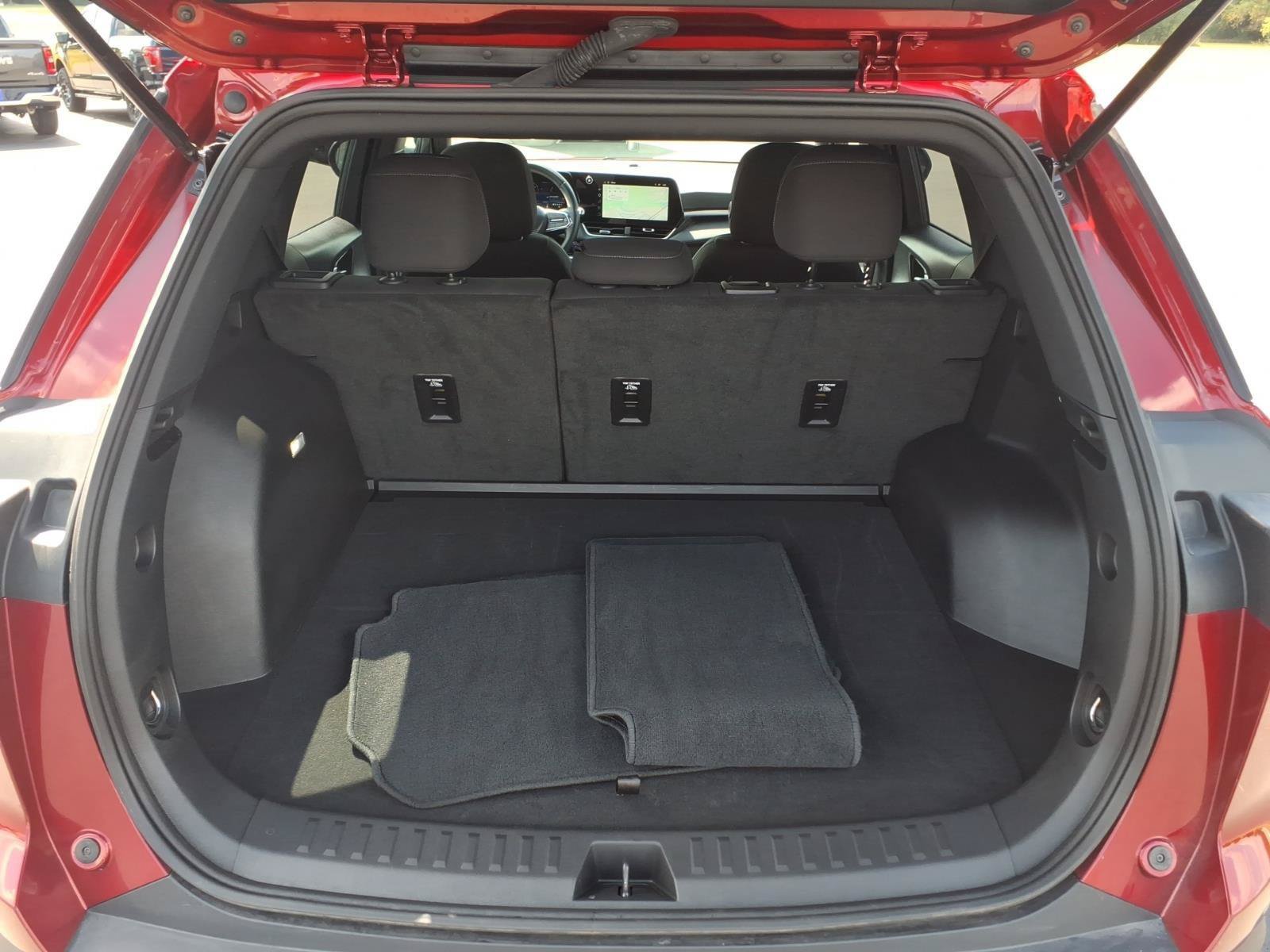 Used 2026 Chevrolet Equinox LT AWD/4WD image 20