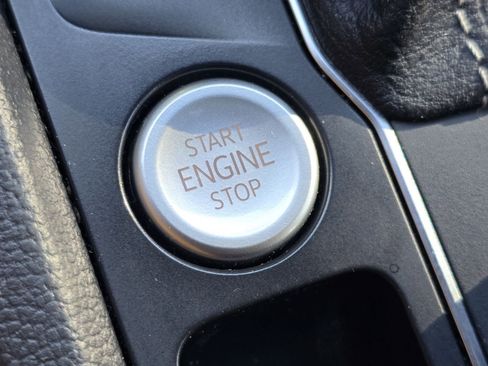 Used 2023 Volkswagen Atlas Cross Sport SEL Premium R-Line image 28